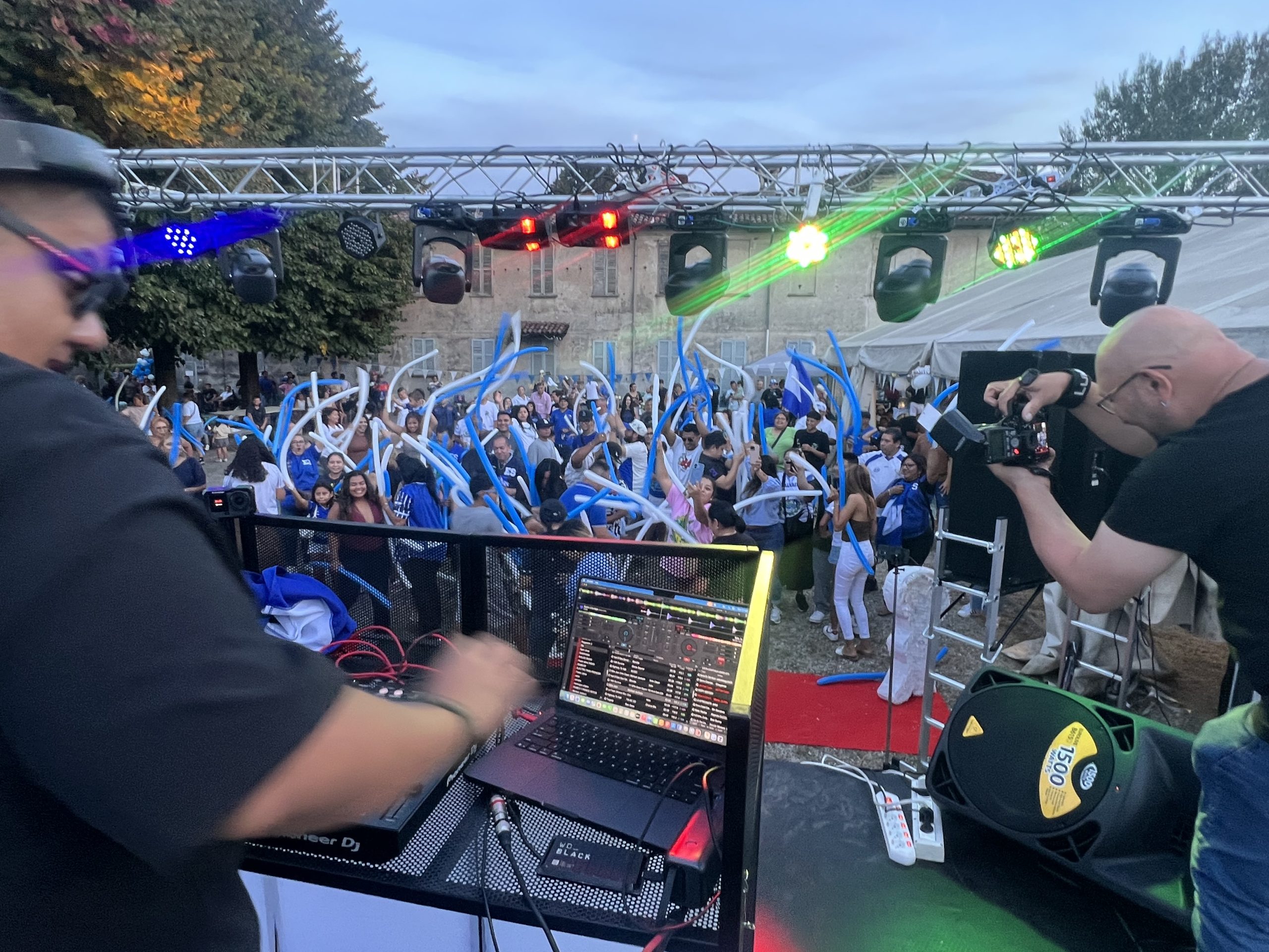 Tercer Festival de Independencia de Centroamérica, una jornada organizada por la Asociación de Salvadoreños en Trecate, Italia