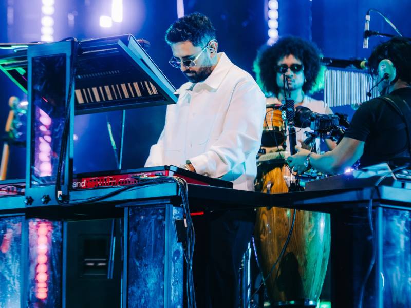 Jonathan Meléndez del grupo Camilo Séptimo