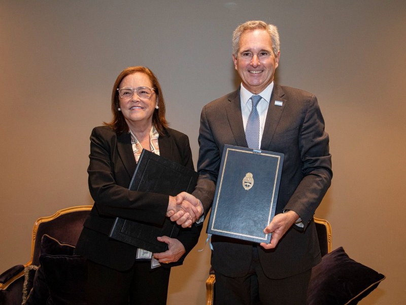 alexandra hill tinoco cancilleria acuerdo argentina proteccion reciproca inversiones