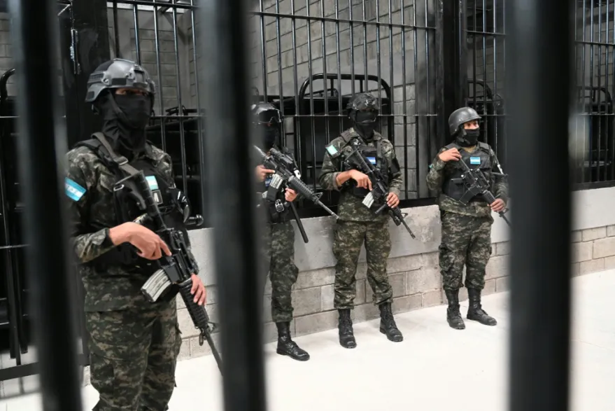 Las disposiciones en Honduras apuntan al aislamiento de los presos de alta peligrosidad
