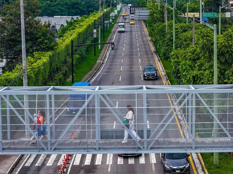 Pasarela San Marcos Terminal del Sur
