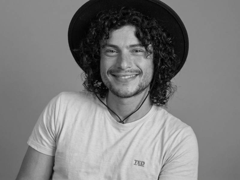 Artista Pablo Torres Fernández