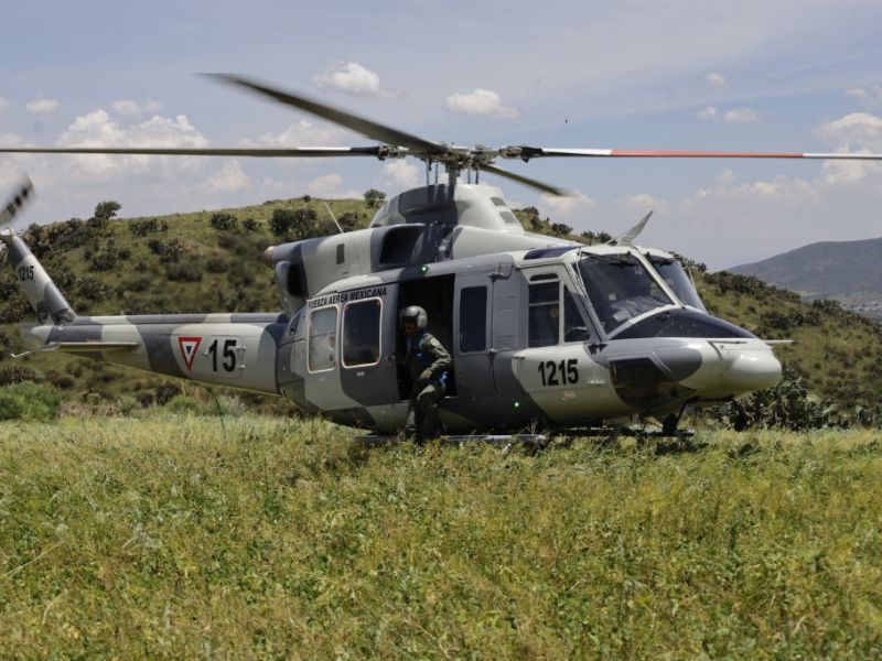 Militares mexicanos realizan un ejercicio